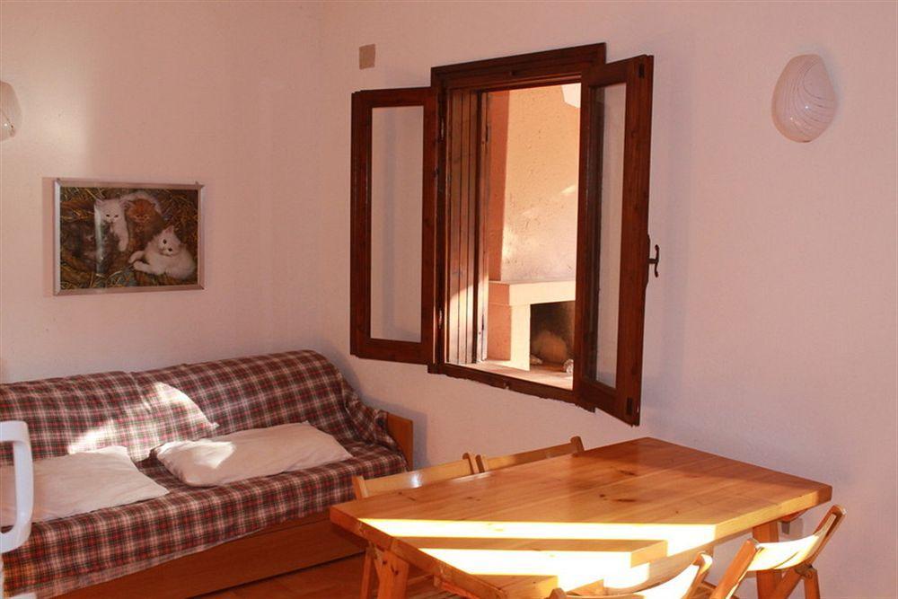 Rena Garden Apartments Санта-Тереза-Галлура Экстерьер фото