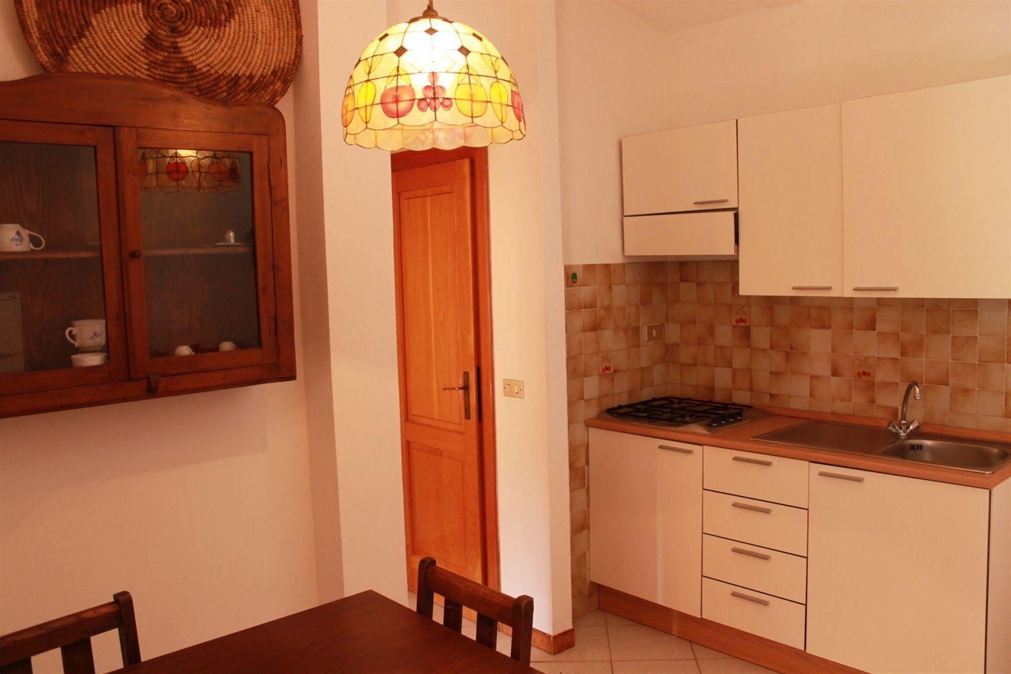 Rena Garden Apartments Санта-Тереза-Галлура Экстерьер фото